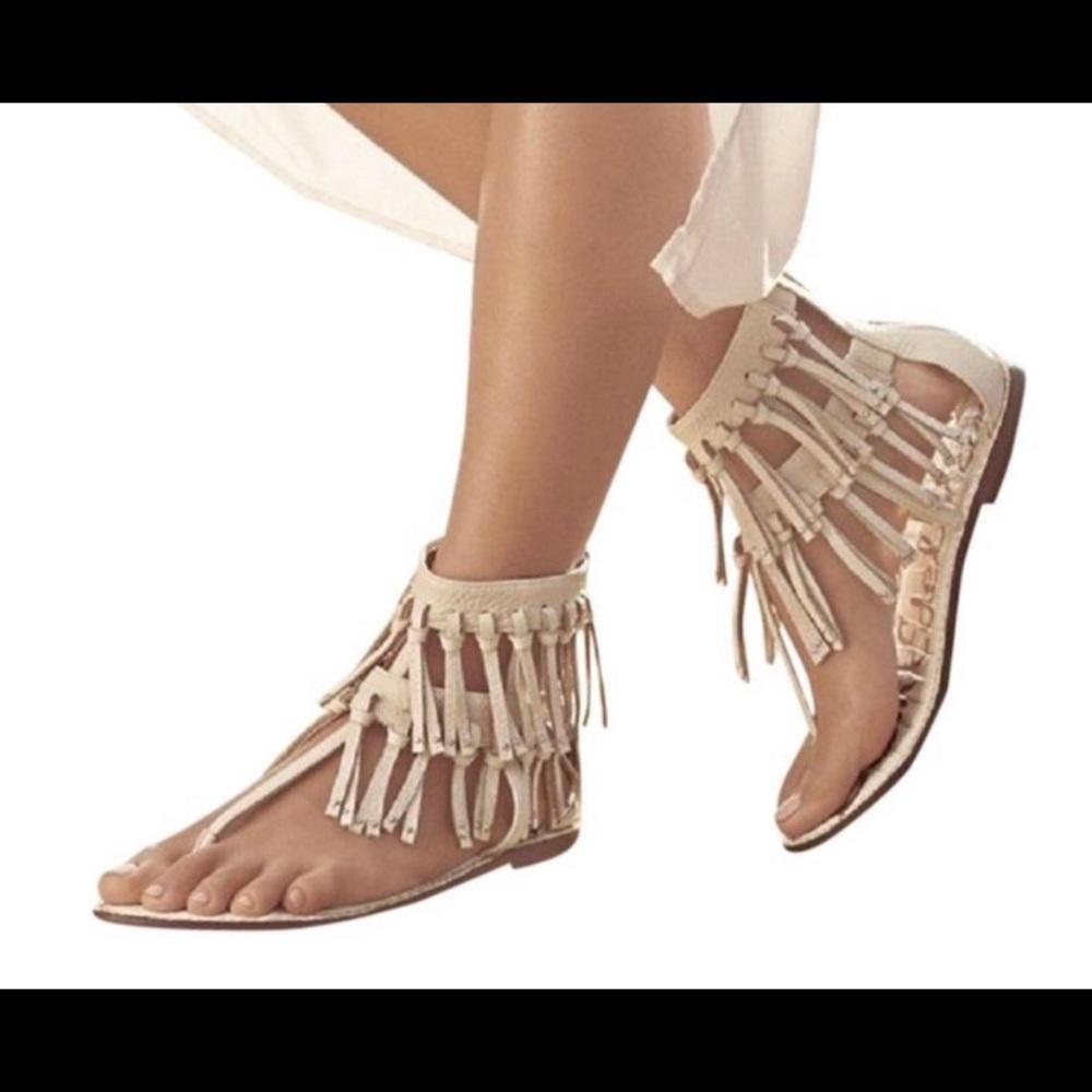 🦋Sam Edelman Leather Fringe Sandals